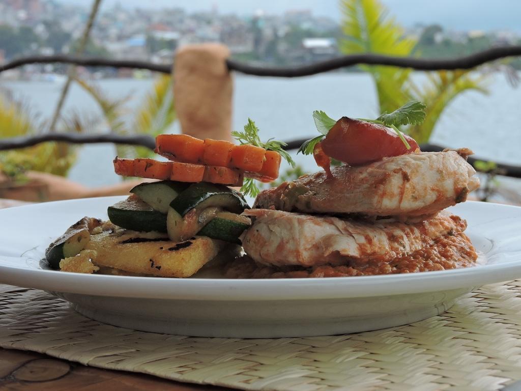 Hotel Y Restaurante Bambu Santiago Atitlán Esterno foto